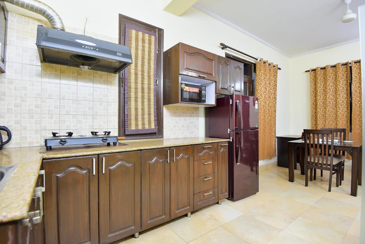 Studio Serviced Apartments Near Fortis Hospital Gurgaon Bagian luar foto